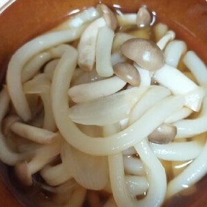 きのこと玉ねぎのうどん